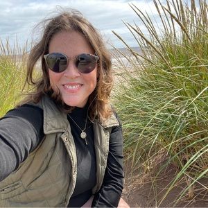 Meet your Posher, Myriam